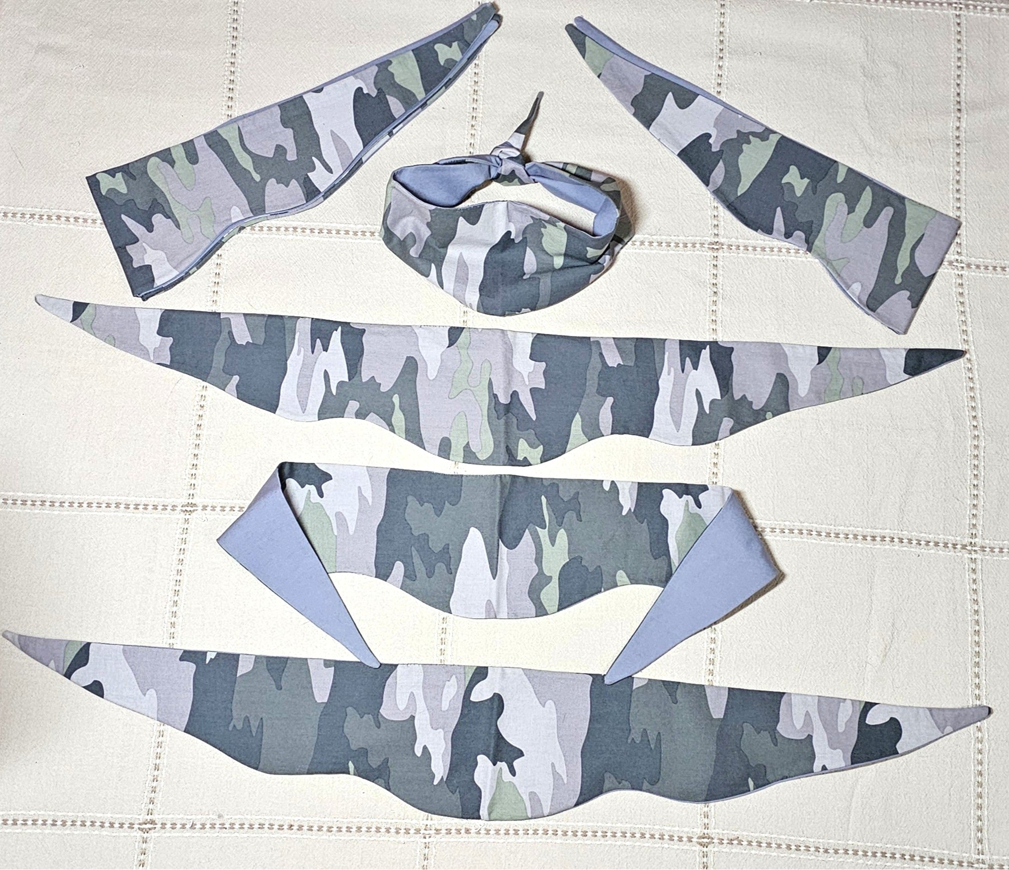 Incawgnito Rounded Bandanas