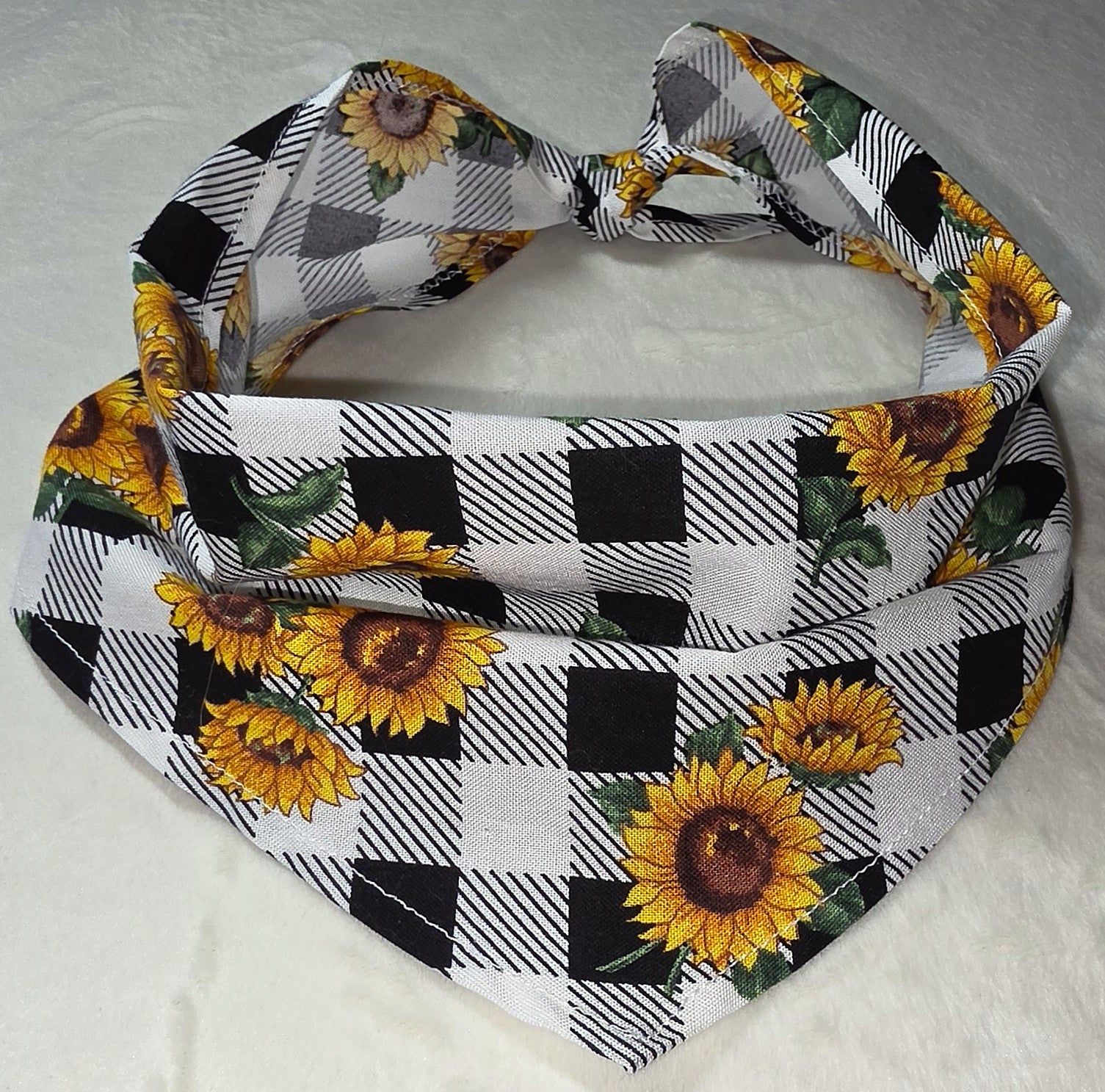Sunny Paws Plaid Short Bandanas