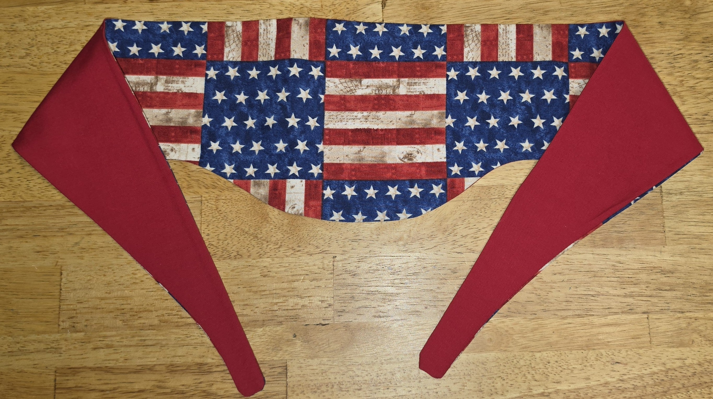 Vintage Americana Rounded Bandana