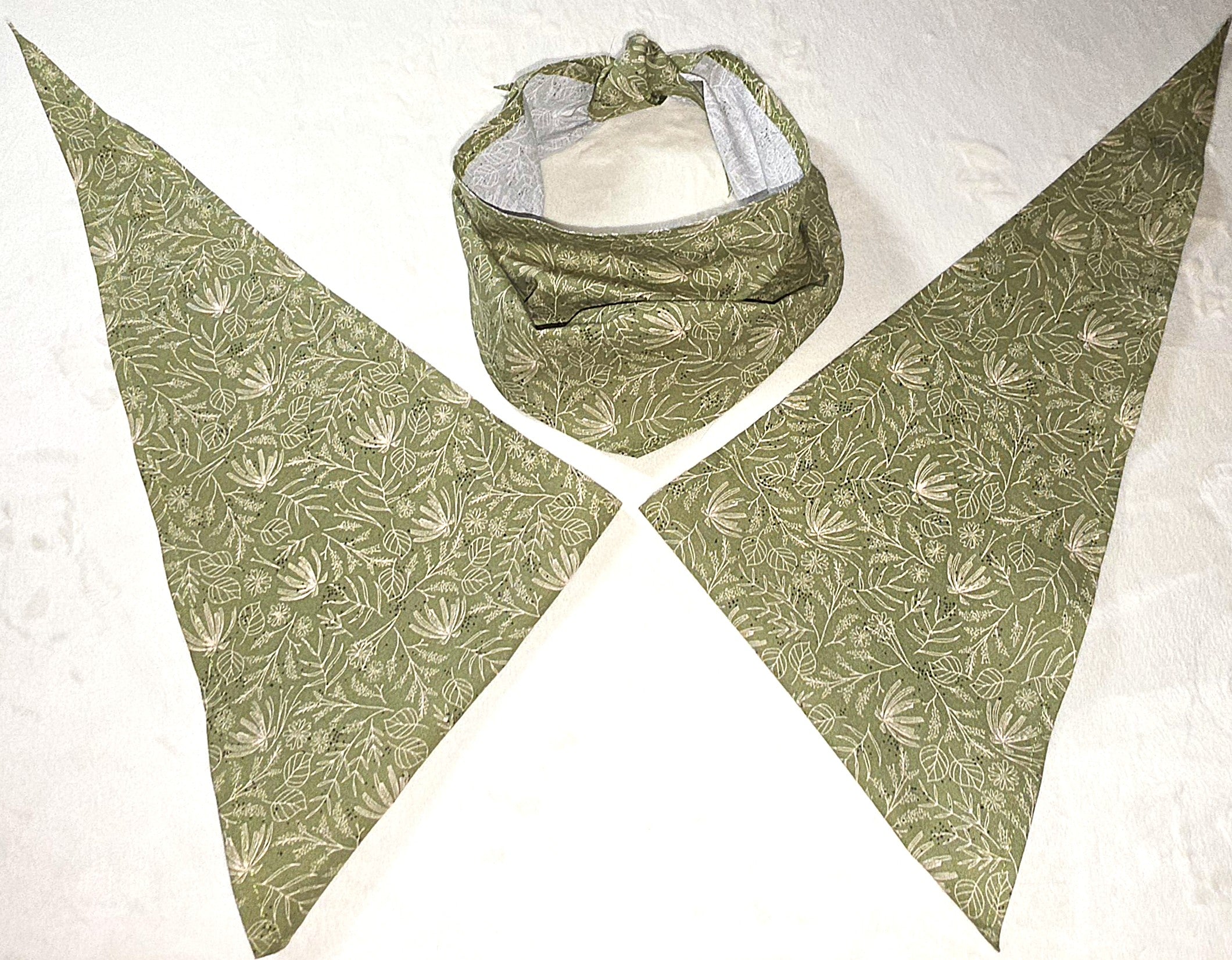 Whispering Meadow Short Bandanas